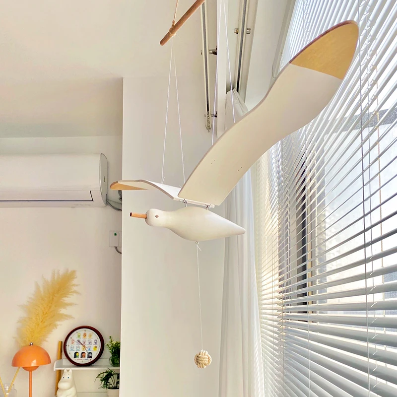 Creativo colgante de pared mos - Baby Nursery Things reseña y precio